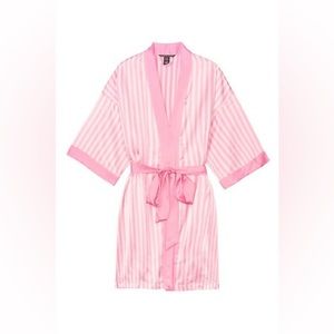 BNWT Victoria’s Secret Pink Striped Kimono Robe